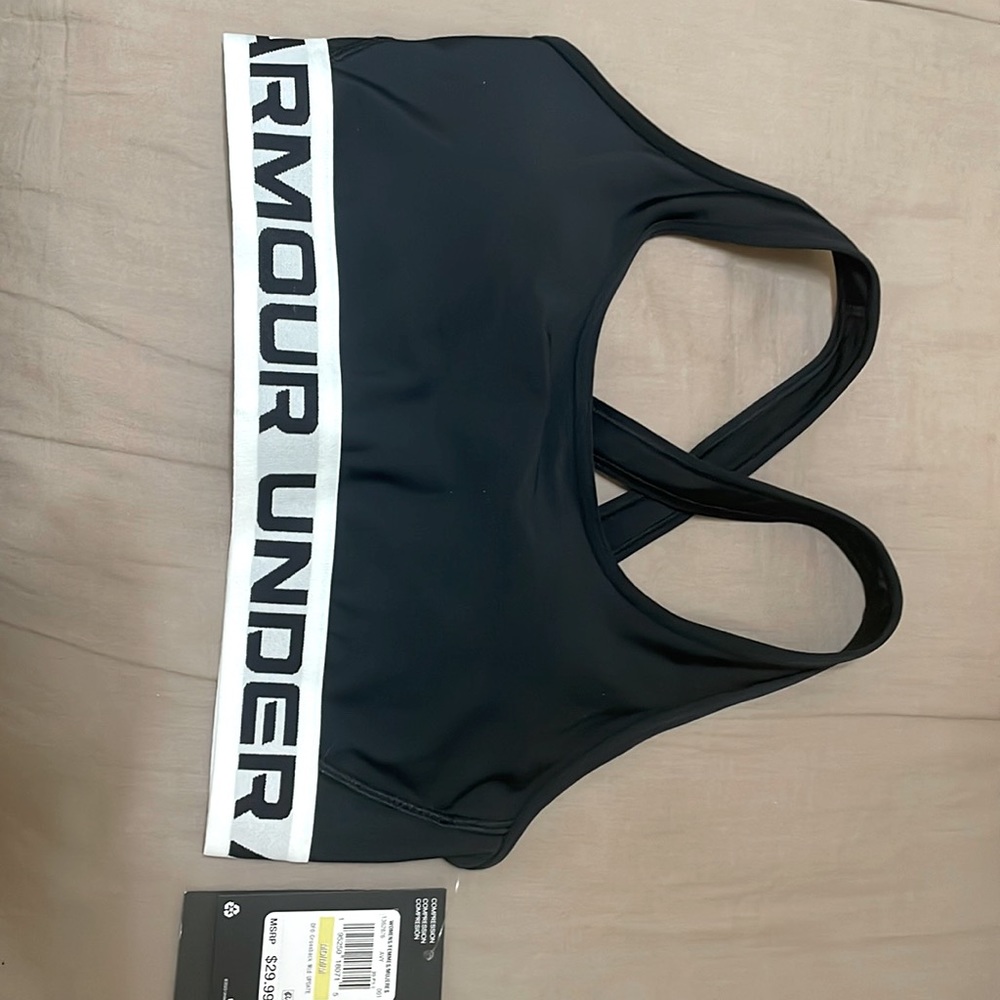 Brand new Under Armour Sports Bra